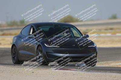 media/Sep-20-2025-Extreme Speed (Sat) [[1fcc23683c]]/Orange (Mid Intermediate)/Session 1 (Sunset)/